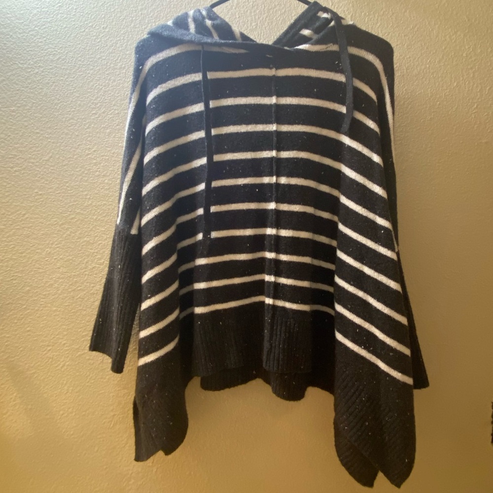 Loft sweater size s